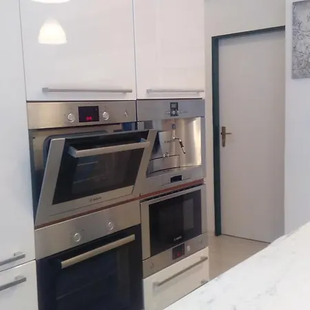 Apartment Suchdol Prague